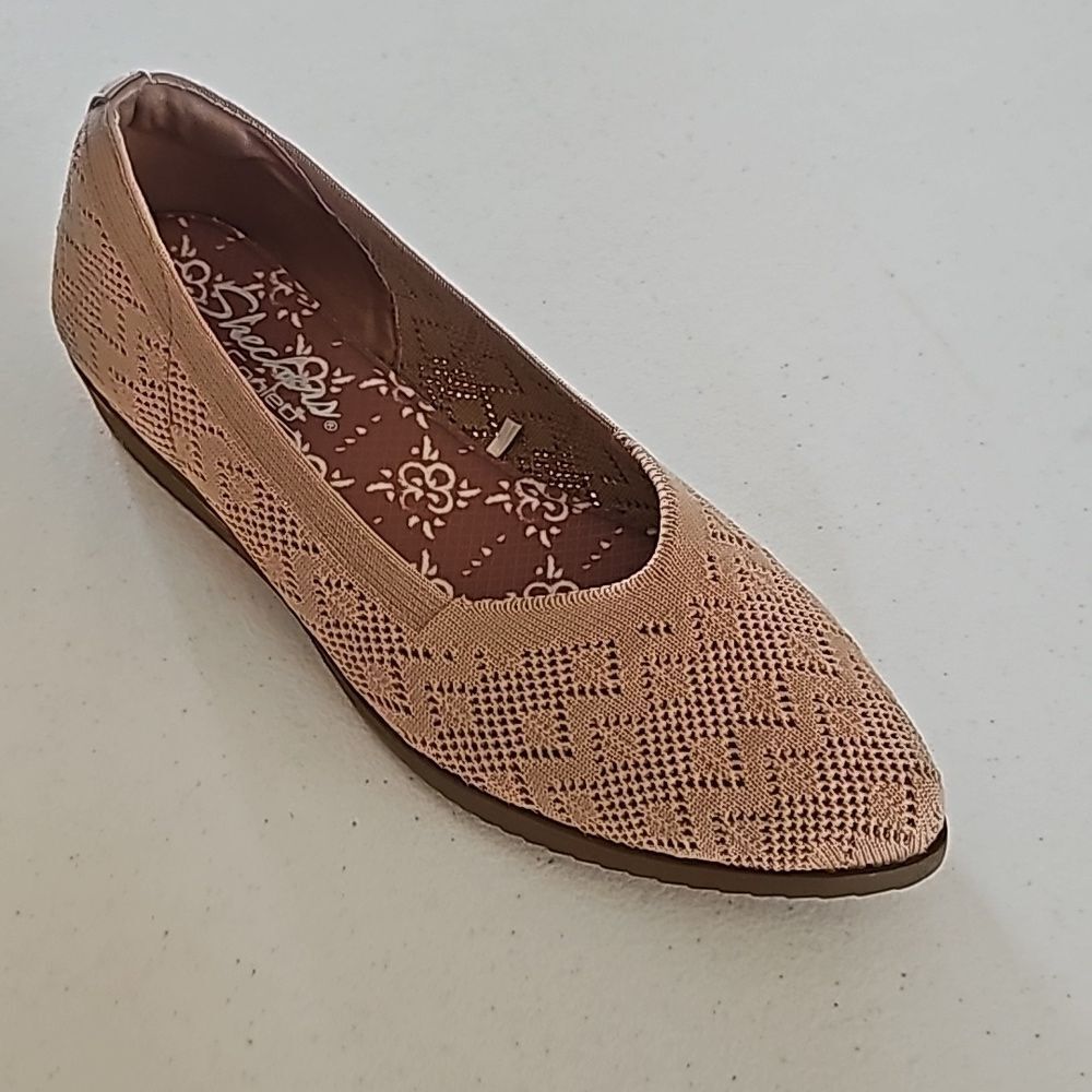 New Skechers Cleo Sawdust With Grace Wedge in Tan, Size 8